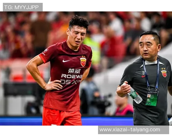 海港外援庆祝中超三连冠激情舞动更衣室尽显喜悦气氛 海港外援庆祝中超三连冠激情舞动更衣室尽显喜悦气氛